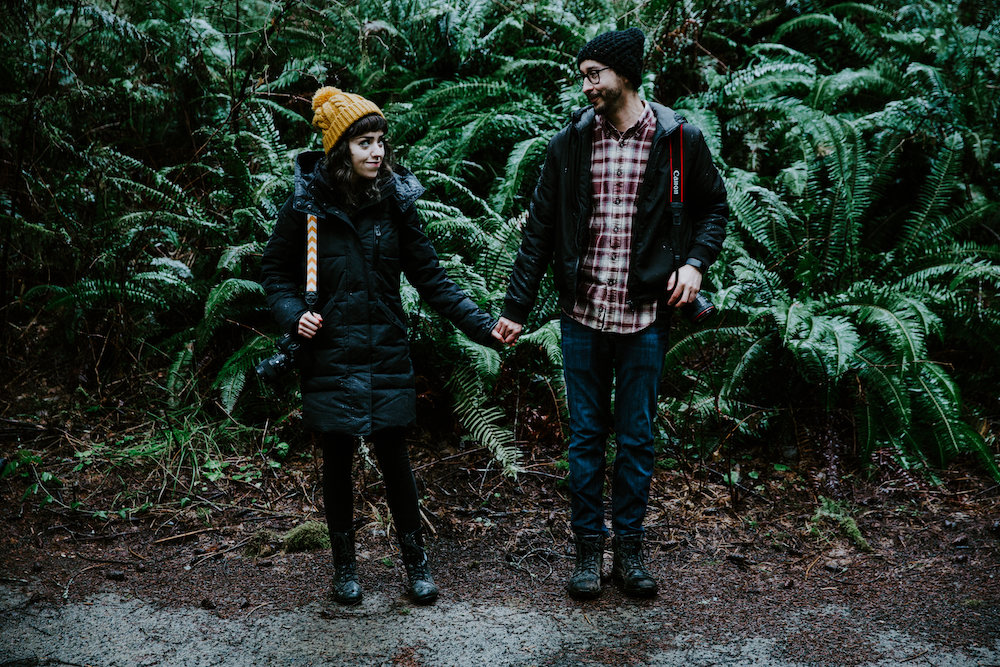 Sienna and Josh, Portland wedding and elopement photographers at the Columbia River Gorge, Fairy Falls hike.