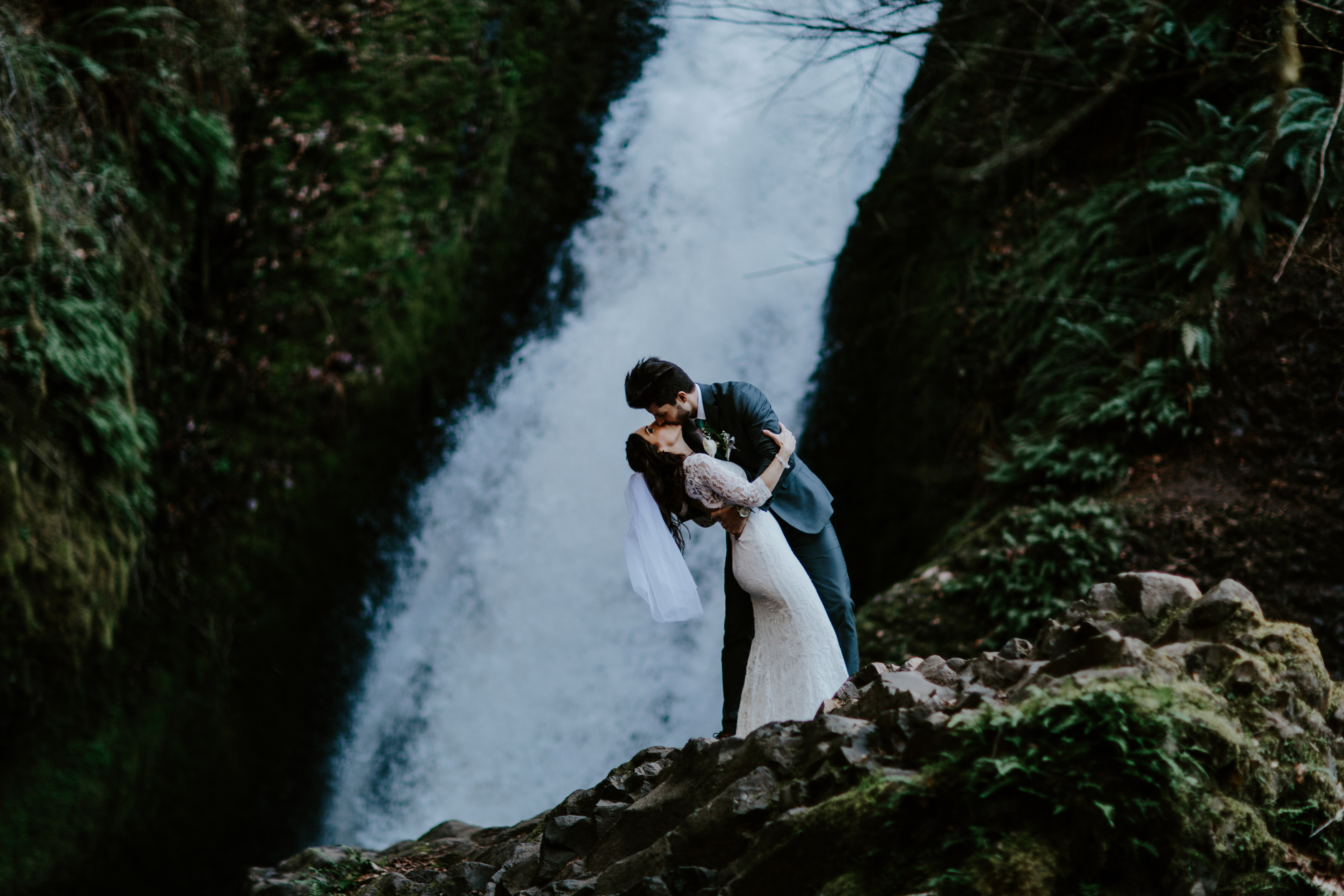 Elopement including family and friends.