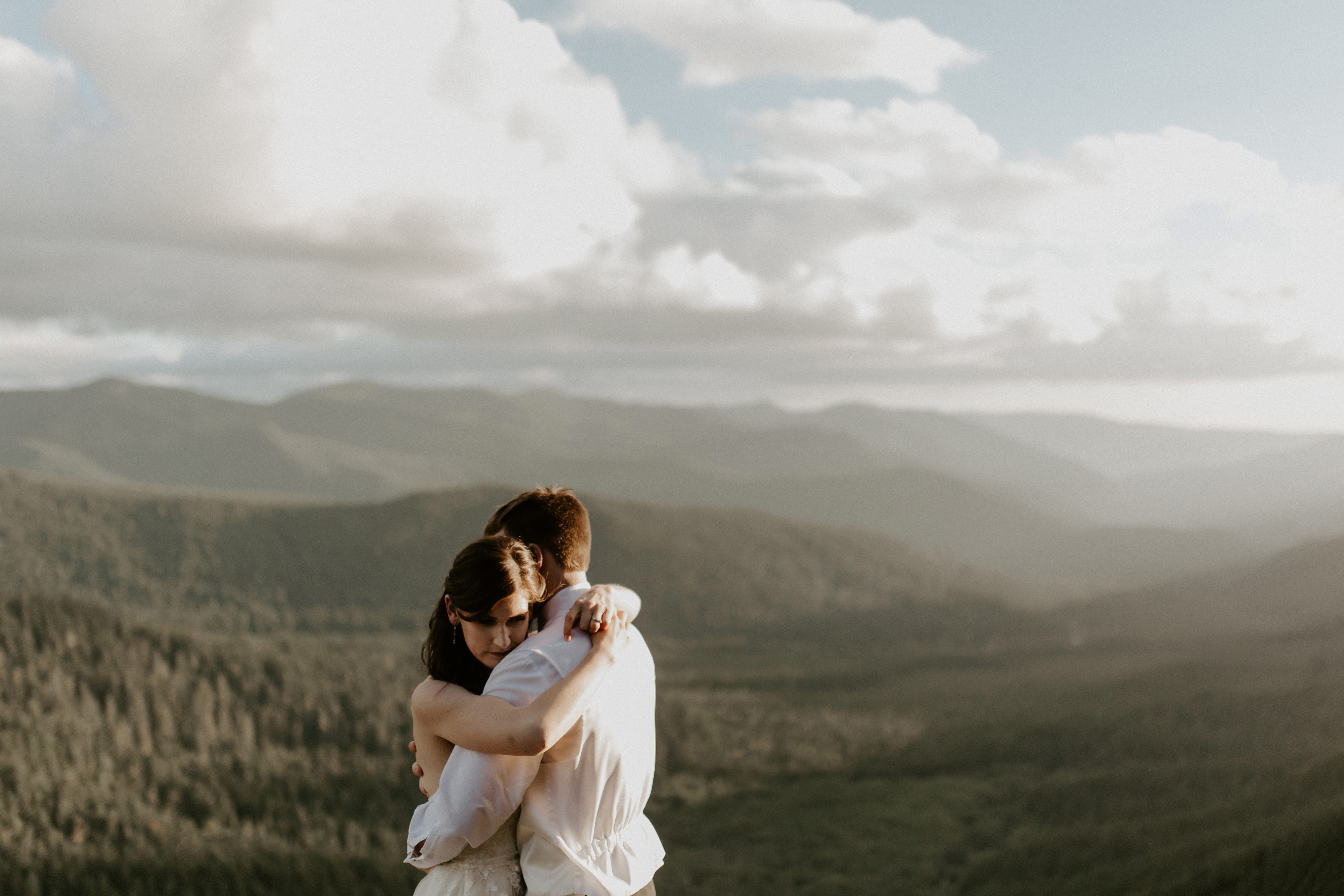 Mount Hood Adventure Elopement in Oregon.