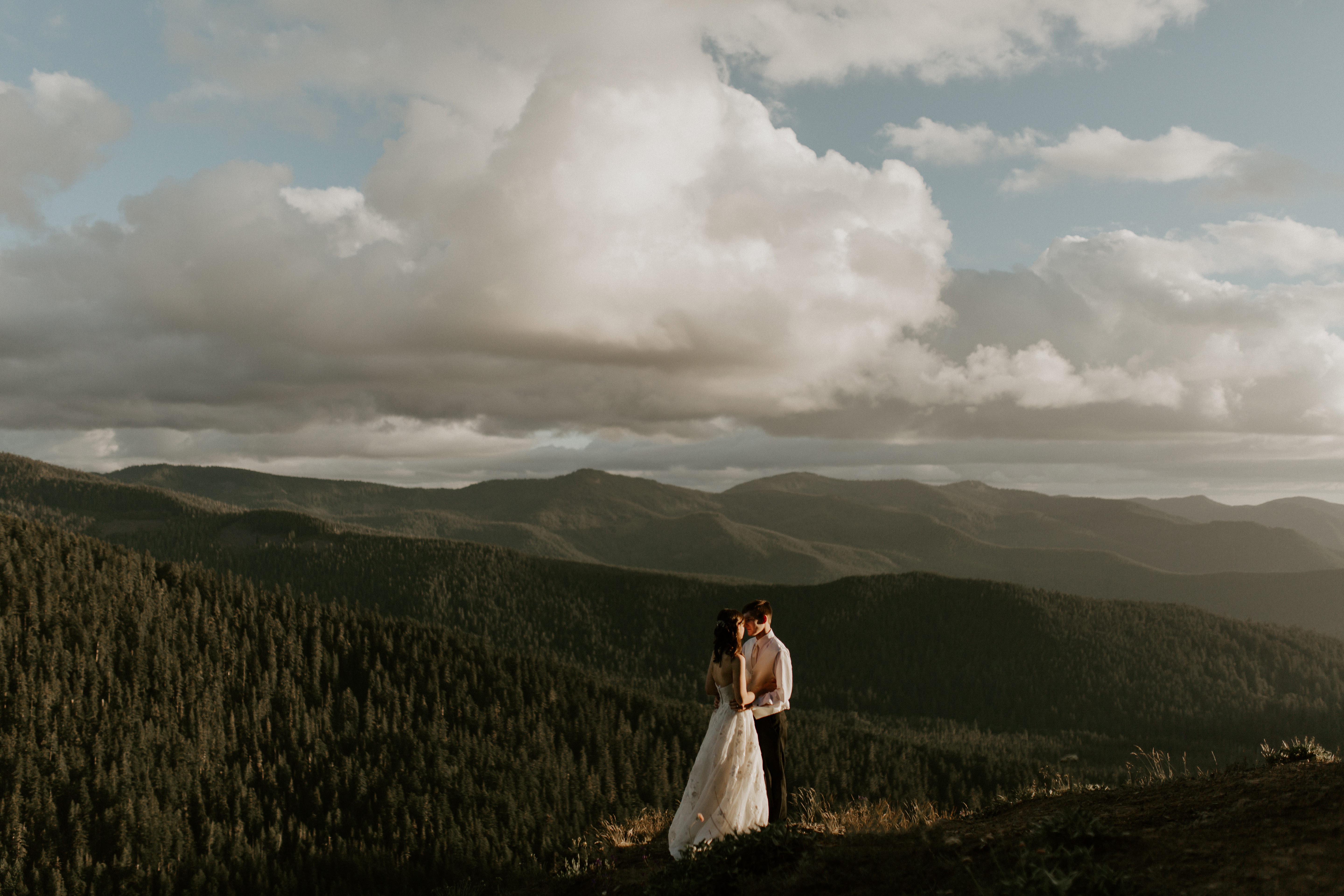 Mount Hood Elopement Photography in Oregon.