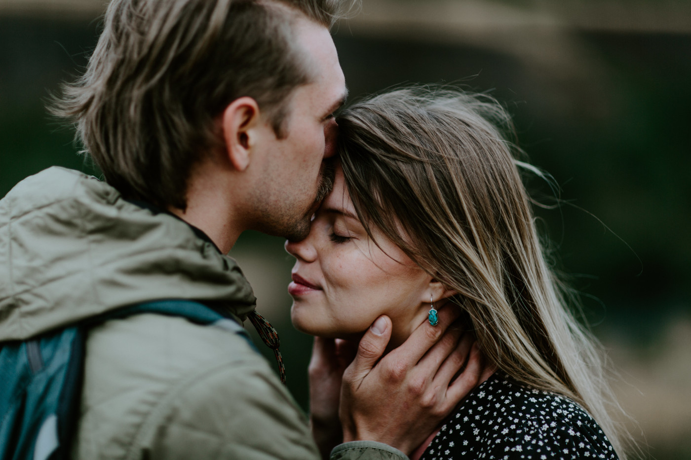 Emily and Greyson kiss. Elopement photography at Rowena Crest by Sienna Plus Josh.