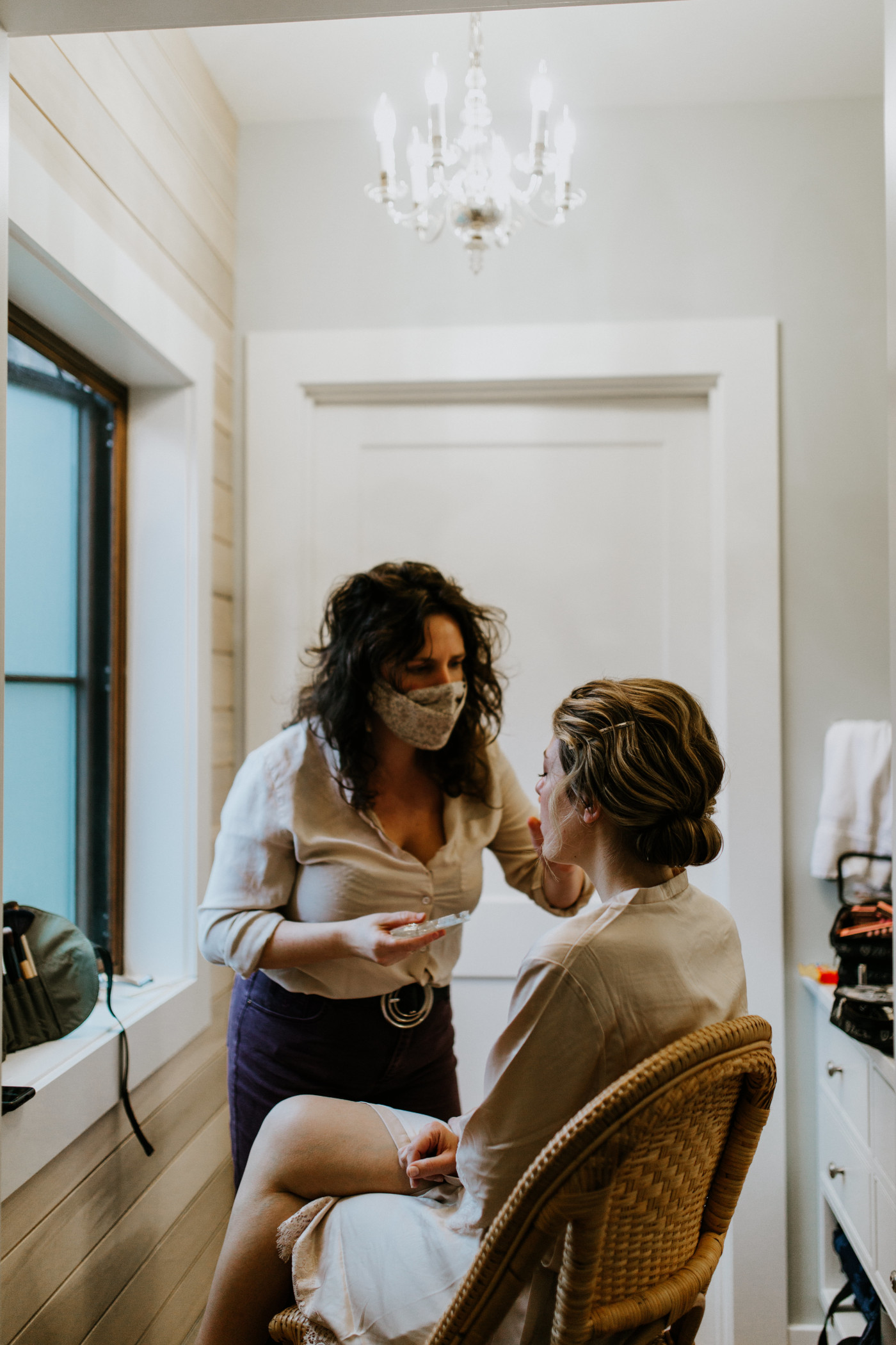 Allison gets her makeup done. Elopement photography at Columbia River Gorge by Sienna Plus Josh.