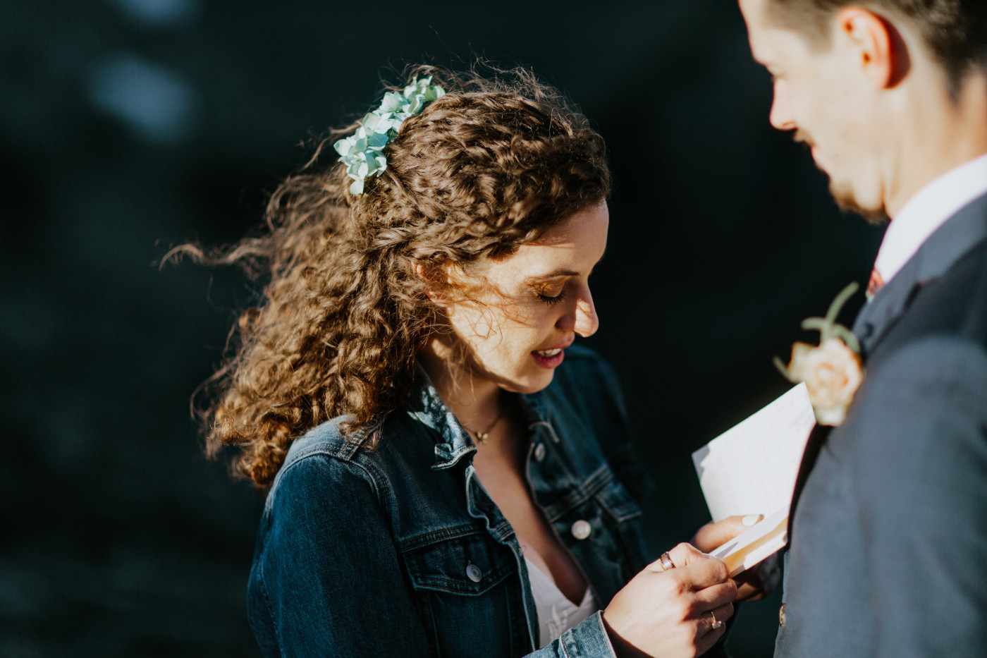 Tasha and Chad saying vows. Elopement photography at Mount Rainier by Sienna Plus Josh.