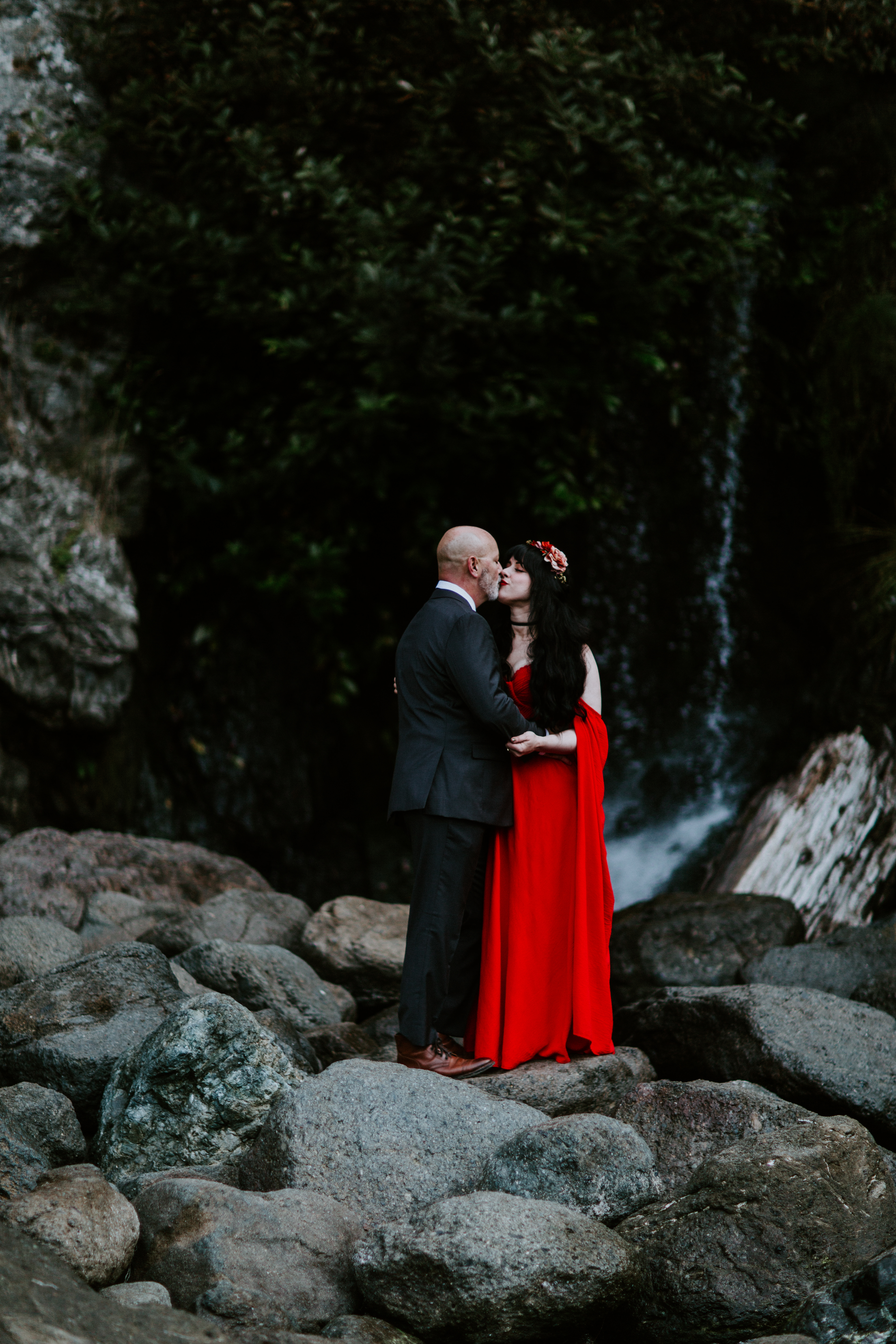 Rachael and Boyd kiss on the beach of Samuel H. Boardman after their elopement wedding.