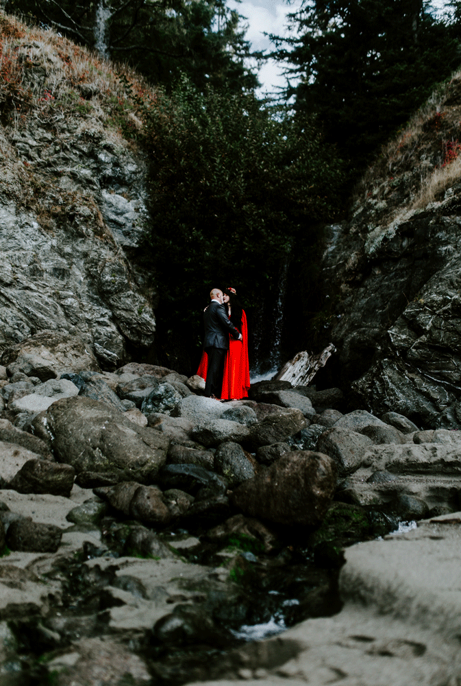 A gif of Rachael and Boyd kissing near a waterfall at Samuel H. Boardman, Oregon after their elopement.
