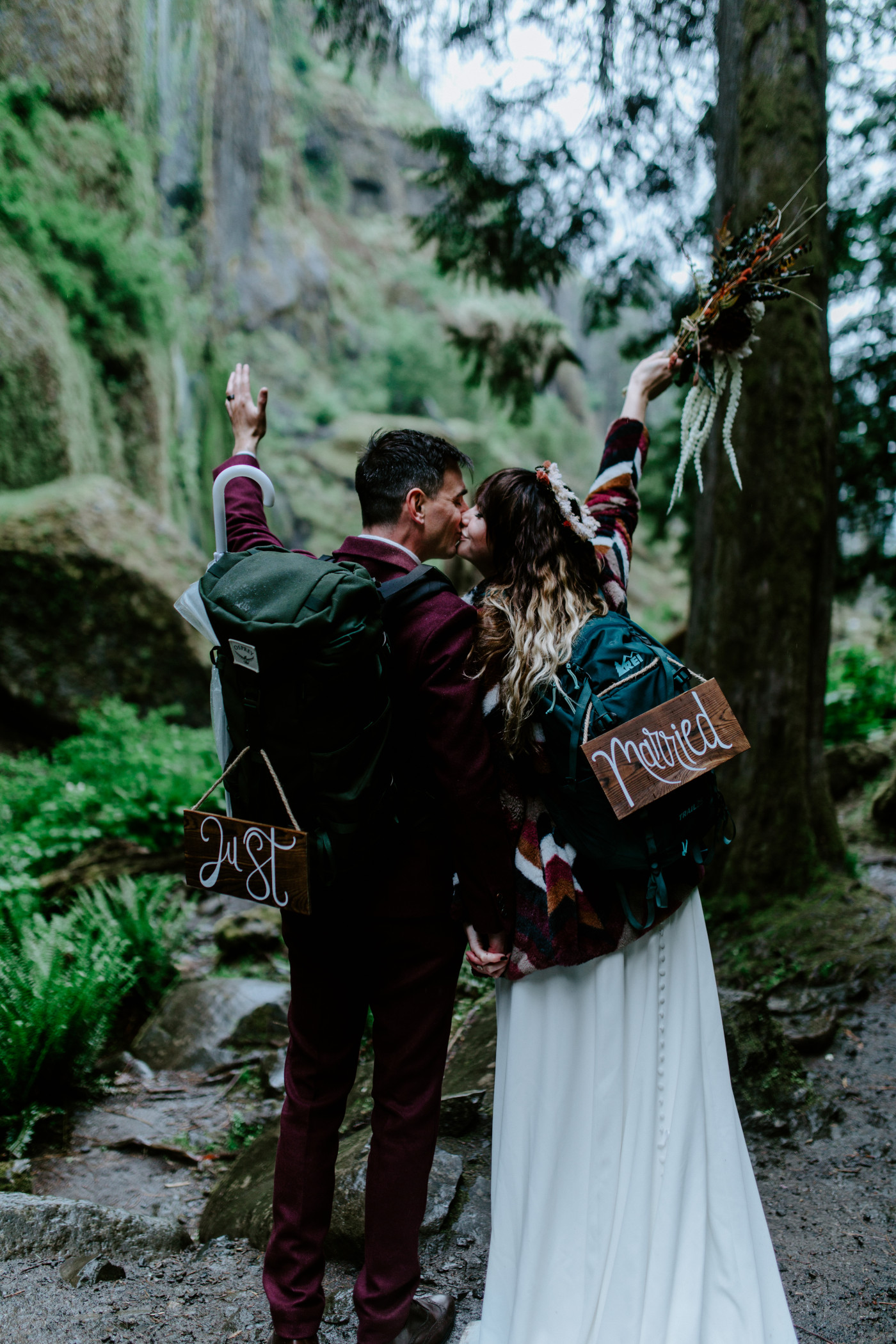 Andrew and Jordan celebrate their elopement at Wahcella Falls.